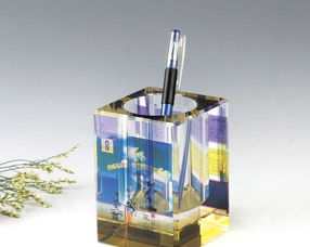 精致辦公新選擇 高檔黑水晶筆筒，典雅與實(shí)用的完美融合